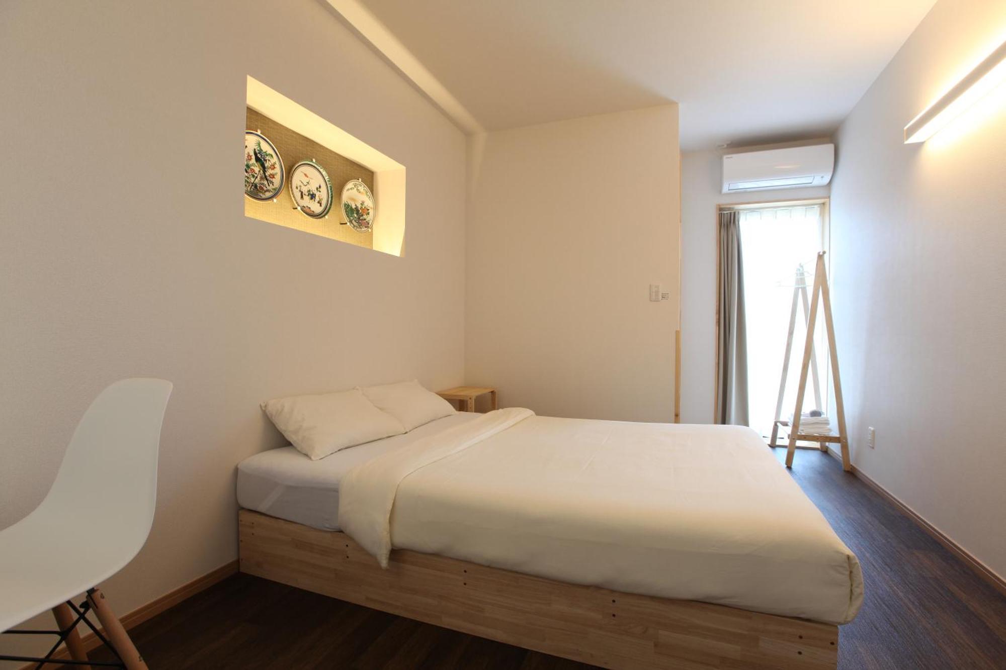 B&B Neagari Nomi Bilik gambar